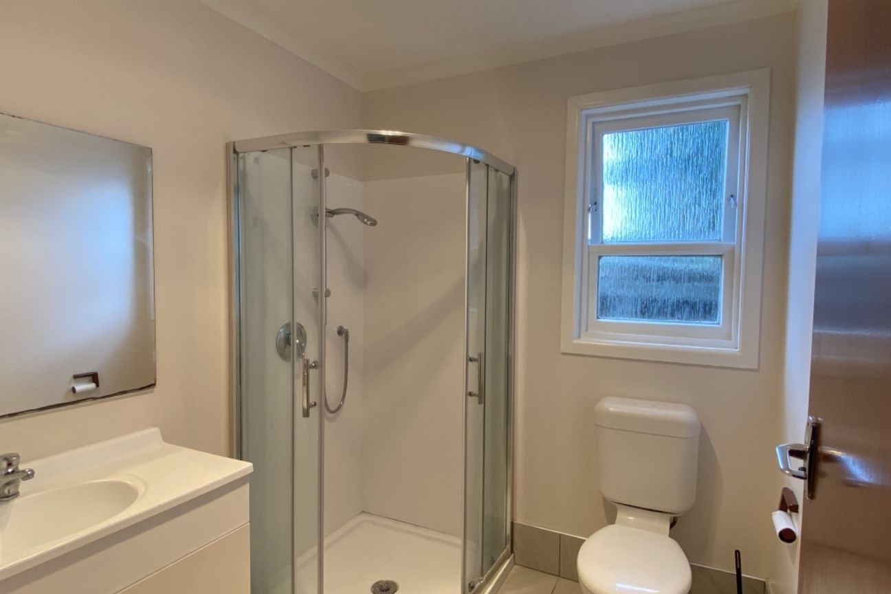 4A Hillview Crescent - Meer