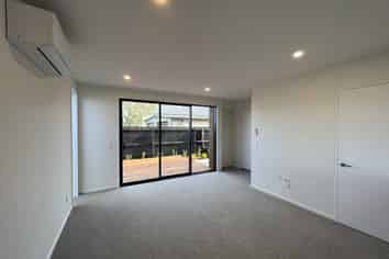 1/387 Armagh St, Linwood