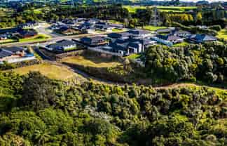 26B Honeyfield Drive, Whalers Gate