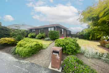 9 Lowry Avenue, Redwood