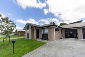 45 Shrule Place, Huntington