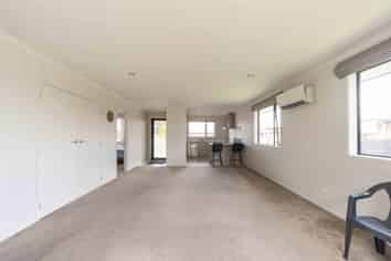 45 Shrule Place, Huntington