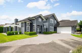 7 The Rocks, Flagstaff