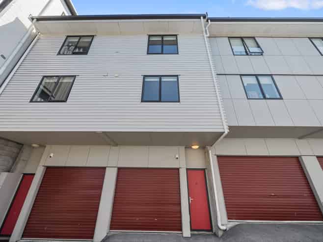 17/1904A Great North Road, Avondale