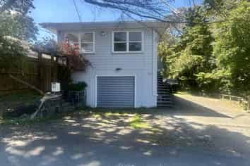 57A Archers Road, Hillcrest