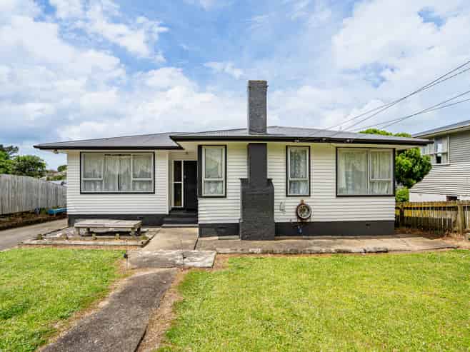 5 Leonard Place, Otara