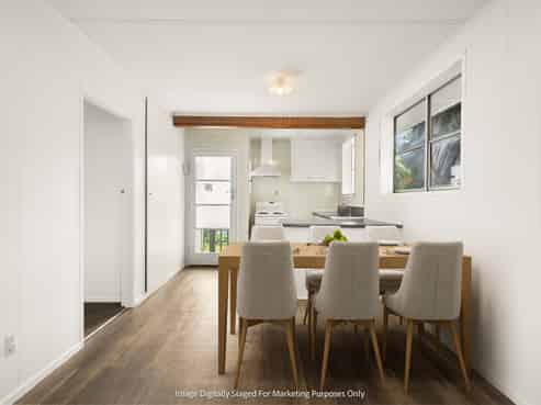 5 Leonard Place, Otara