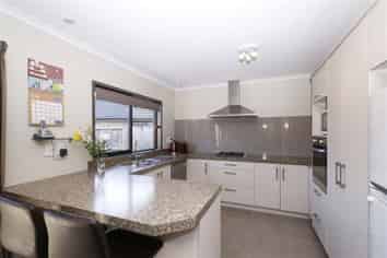 28 Tallentire Crescent , Huntington