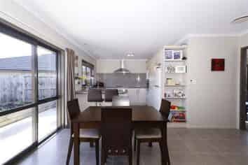 28 Tallentire Crescent , Huntington