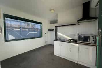 14b West Quay, Waitara