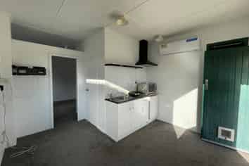 14b West Quay, Waitara