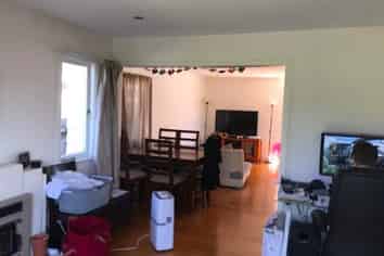 Auckland - Address withheld