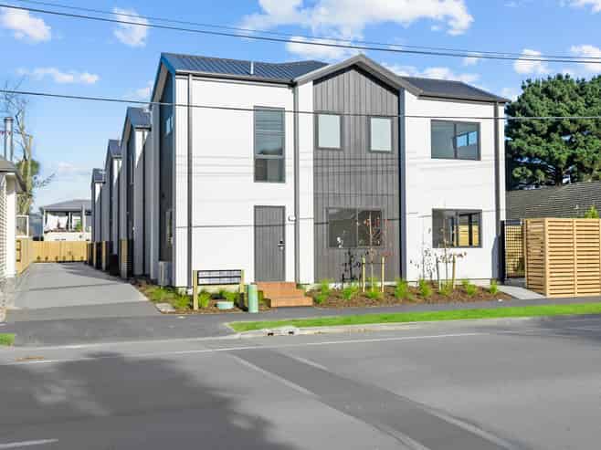 4/424 Gloucester Street, Linwood