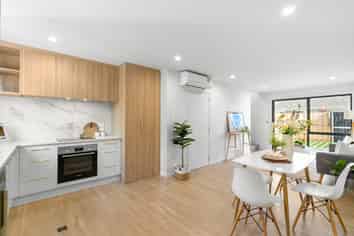 4/424 Gloucester Street, Linwood