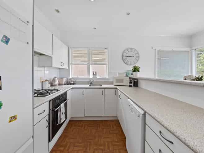 10 Littlejohn Street, Hillsborough