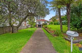 10 Littlejohn Street, Hillsborough