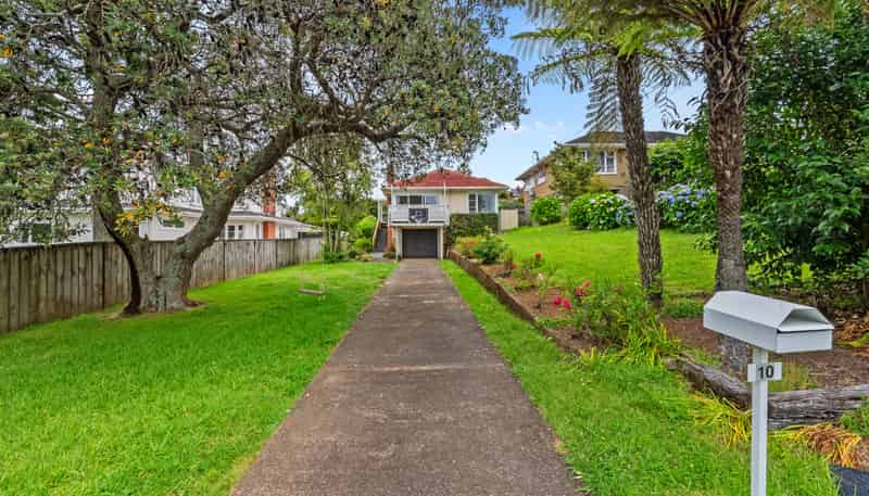 10 Littlejohn Street, Hillsborough