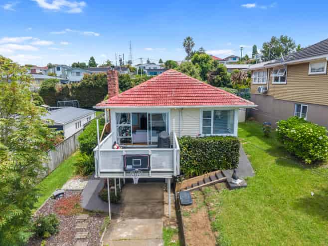 10 Littlejohn Street, Hillsborough