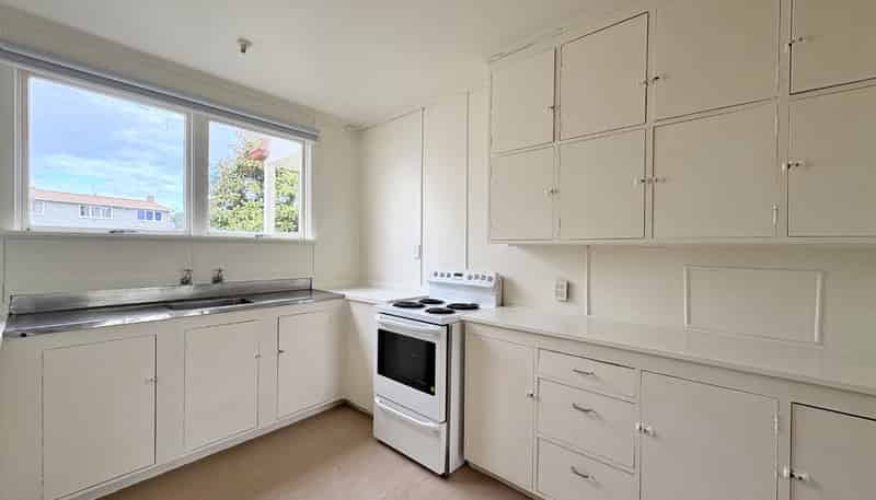 14 York Street, Outer Kaiti