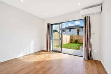 8/54 Swanson Road, Henderson