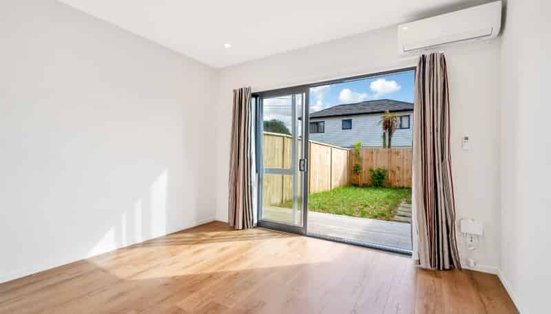 8/54 Swanson Road, Henderson