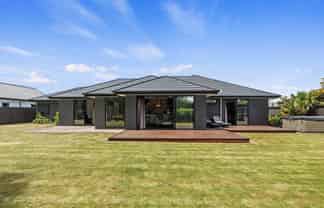 11 Woodlaw Crescent, Prebbleton