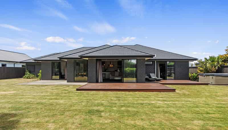 11 Woodlaw Crescent, Prebbleton