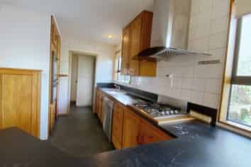 4 Alma Street, Te Atatu South