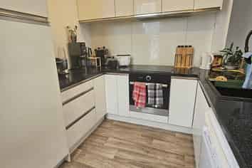 9 Grosvenor Terrace, Wadestown