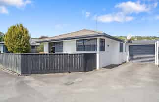 56A Parkers Road, TAHUNANUI