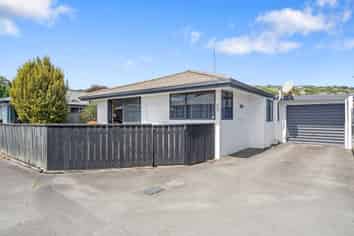 56A Parkers Road, TAHUNANUI