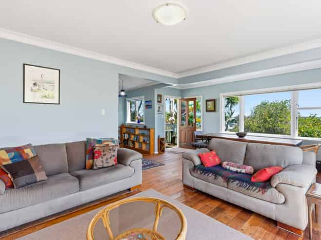 74A Raumati Road, Raumati Beach