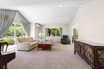 18 Amberwood Drive, Northpark