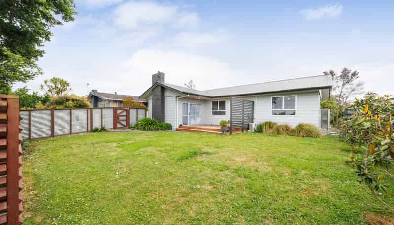 127 Apollo Parade, Milson