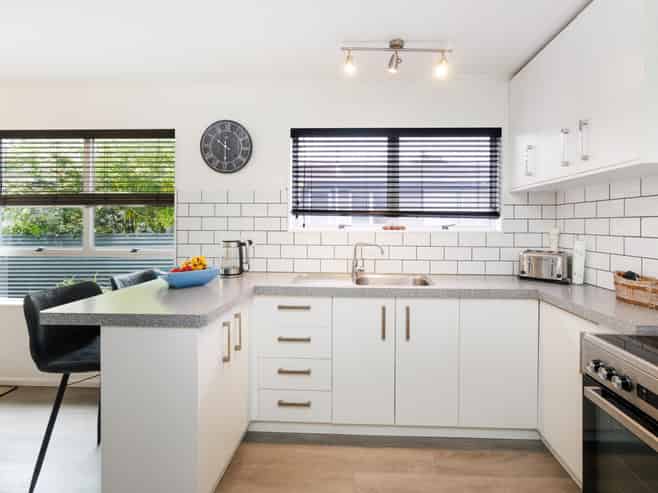 127 Apollo Parade, Milson