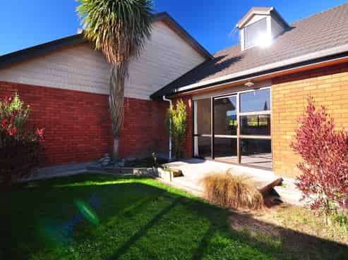 2/6 Frederick Street, Spring Creek