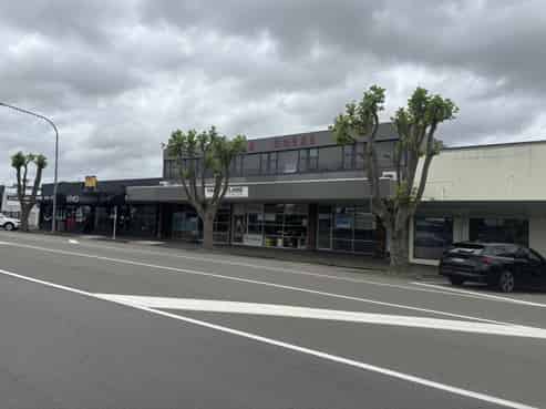 Quality Commercial Premises With Dual Access & On-Site Parking