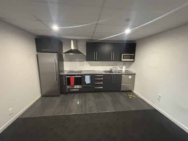 Quality Commercial Premises With Dual Access & On-Site Parking