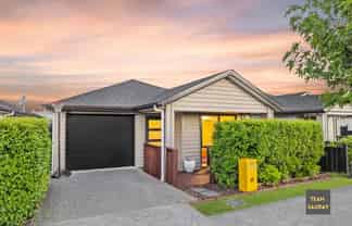 33 Kahui Parade, Karaka