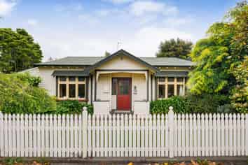 4 Regent Street, Palmerston North
