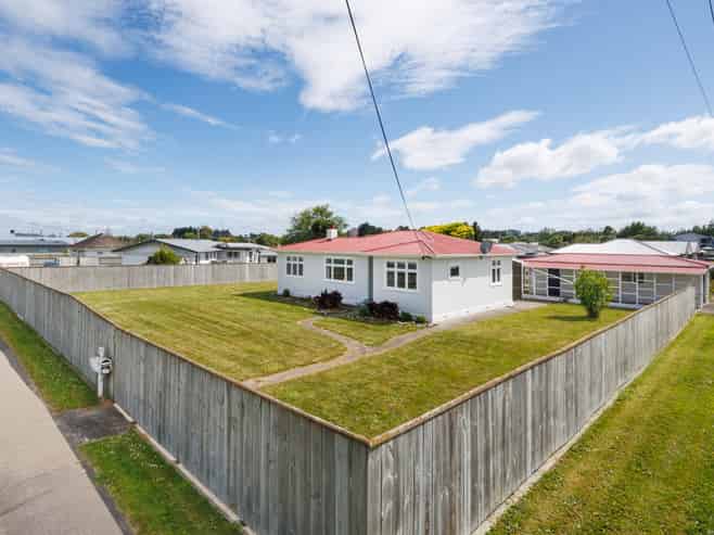 71 Dundas Road, Sanson