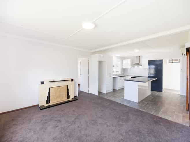 71 Dundas Road, Sanson