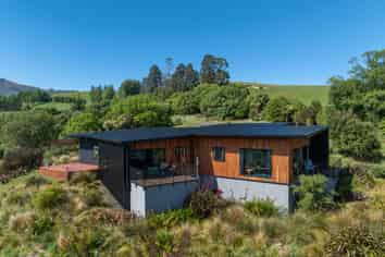 49 Long Bay Road, Takamatua