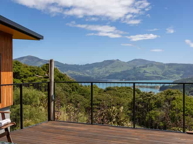 49 Long Bay Road, Takamatua