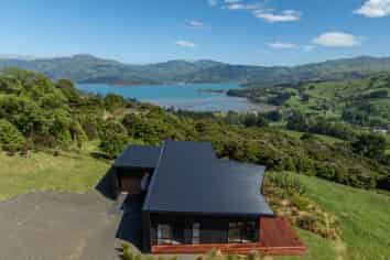 49 Long Bay Road, Takamatua