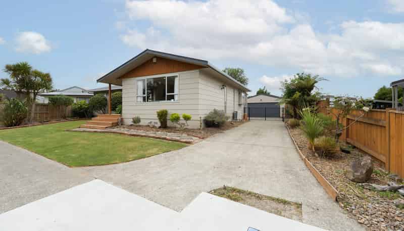 12 Humphries Place, Awapuni