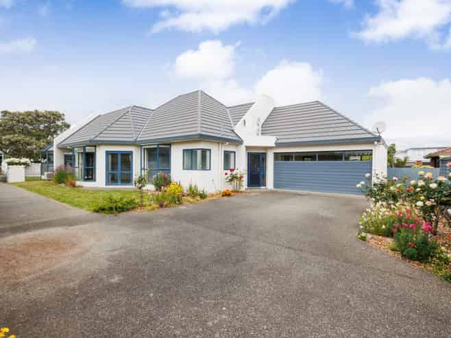 8 Martin Street, Palmerston North