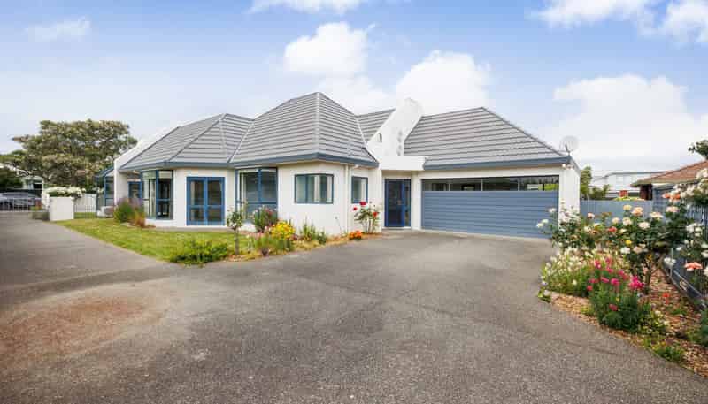 8 Martin Street, Palmerston North