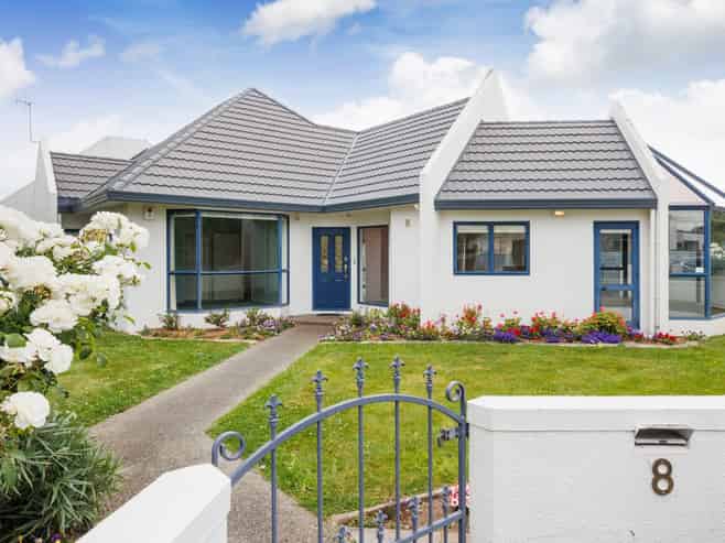 8 Martin Street, Palmerston North