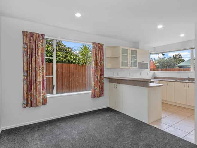 1 Ashmore Lane, Strowan